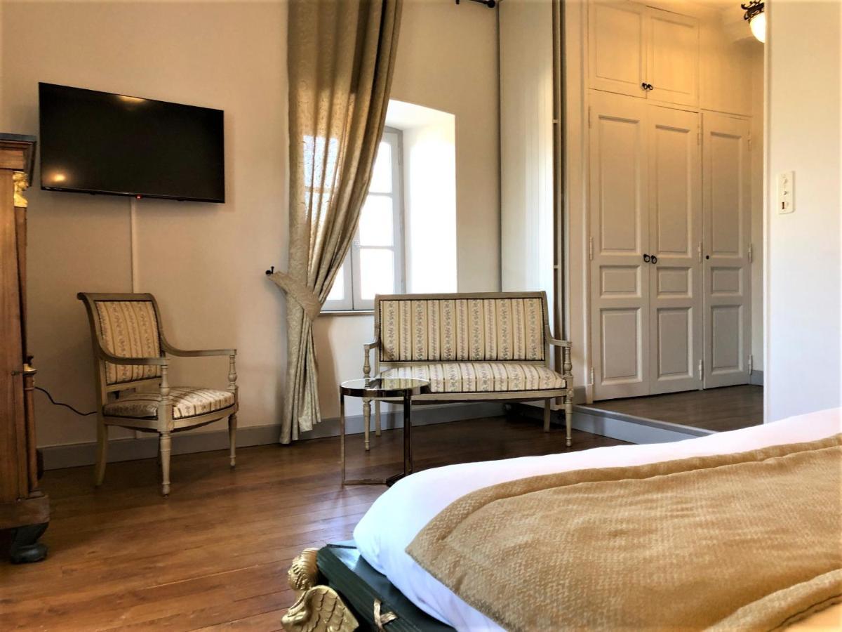 Bed and Breakfast Domaine De Monplaisir Caylus Exterior foto