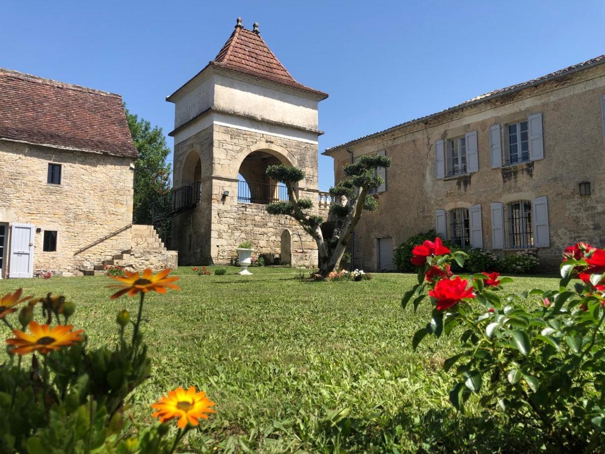 Bed and Breakfast Domaine De Monplaisir Caylus Exterior foto